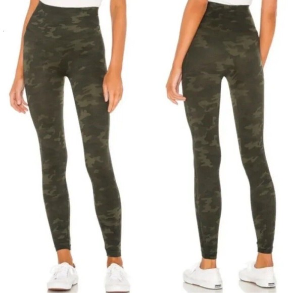 SPANX Leggings Women's Small  Look At‎ Me Now Green Camo NWT $68 - Picture 1 of 8